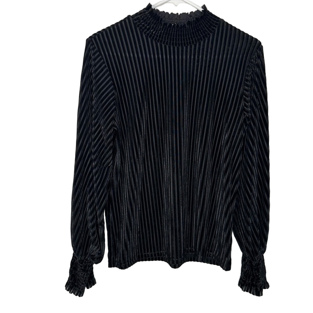 Molly Bracken Black Pleated Velvet Mock Neck Blouse Size Small